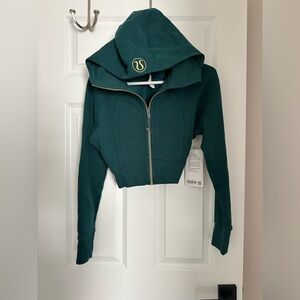 NWT lululemon scuba cropped zip hoodie size 4